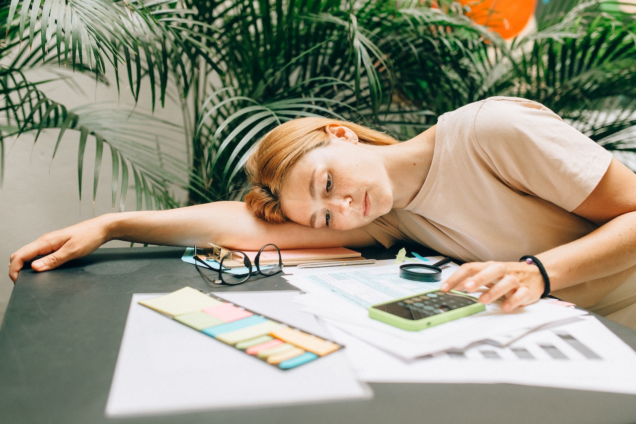 Girl doing taxes